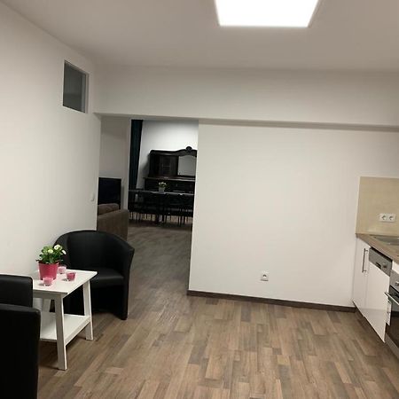 Lovely Share Apartment Aachener Weiher Кьолн Екстериор снимка