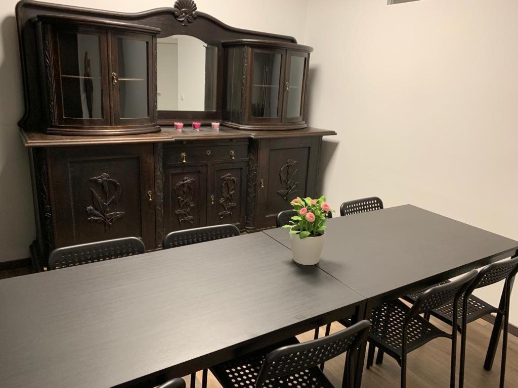 Lovely Share Apartment Aachener Weiher Кьолн Екстериор снимка