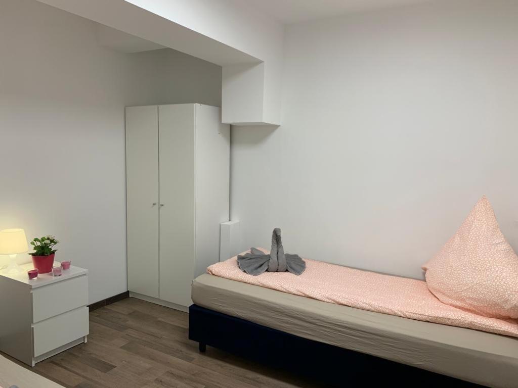 Lovely Share Apartment Aachener Weiher Кьолн Екстериор снимка