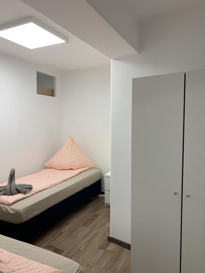 Lovely Share Apartment Aachener Weiher Кьолн Екстериор снимка